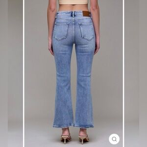 🕠 HIDDEN | Ryan Mid Rise Crop Flare | Stretch Flare | Medium Wash | 24